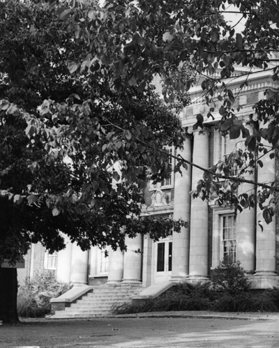 barton.gif (225519 bytes)
