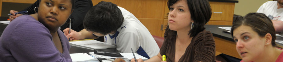 Students listen to a lecture during class.