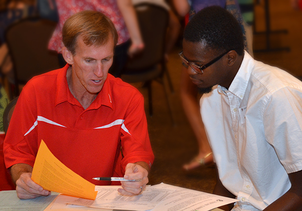 Gary Johnson advising a student