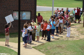 Incoming students and their parents tour the residence life complexes during new student registration. (Photo by Morris Abernathy)