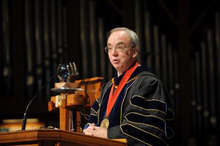 President David S. Dockery greets faculty, staff, students, and friends of Union University at the Fall Convocation service.