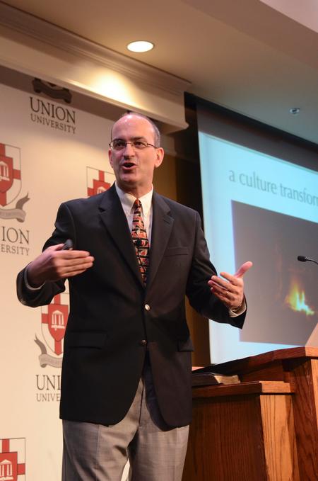 George Guthrie, Benjamin W. Perry professor of Bible and author of Read the Bible for Life, speaks at the conference based on his book. 