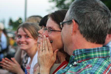 The Cline reacts as they learn that Kate Cline was awarded the Tigrett Medal at her graduation.  