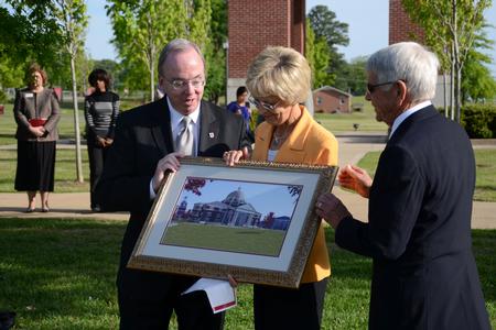 4/12/12 - David S. Dockery, president of the university, presents a framed rendering of the new Union library to Bill and Carol Latimer as part of the groundbreaking ceremony. The Bill and Carol Latimer Foundation provided a $10 million lead gift for the new library project.