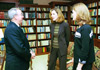 Union President David S. Dockery welcomes Dayna Curry and Heather Mercer to the campus. - Photo by Jim Veneman