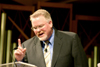 03/29/06 - David Leavell, pastor of First Baptist Church, Springfield, TN, speaks on <em>The Basins of Life</em> from Matthew 27:20-24 and John 13:1-5 during a chapel service. - Stephanie Schroeder