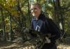 11/7/07 - Freshman Katelyn O'Roark serves at Fort Pillow State Historic Park on Day of Remembrance. - Matthew Diggs