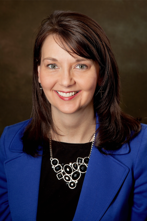 Dr. Kelli Deere