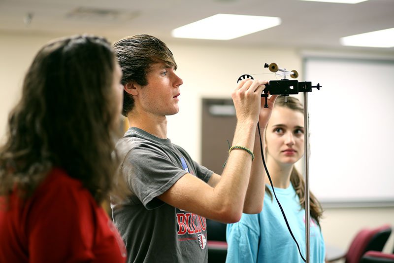 students focus on a lab assignment