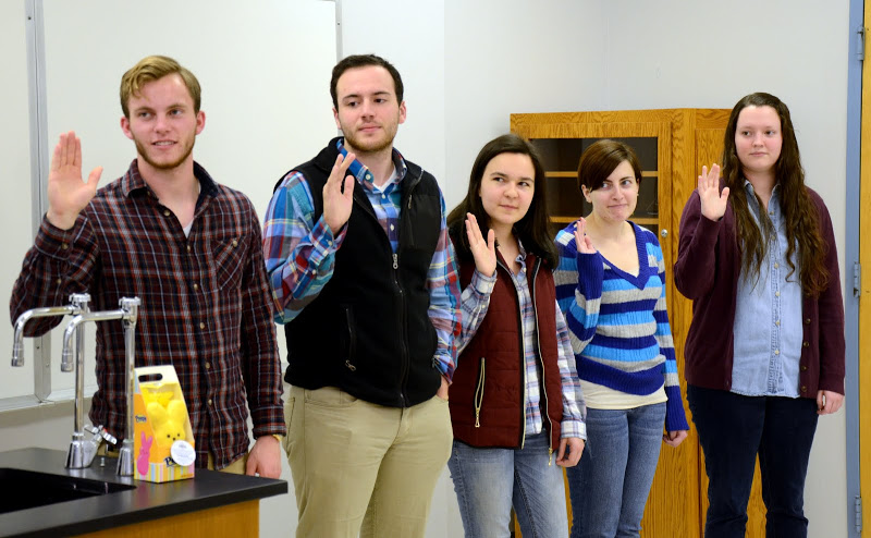 Phi Alpha Theta inductees take the membership oath at the Delta-Psi chapter's spring initiation/plenary meeting on February 22, 2016. They are: (left to right) Seth Reid, Jeremy Ebert, Alexandra Martin, Kelsea DuVall, and Lauren Geary. Photo by Elizabeth Wilson