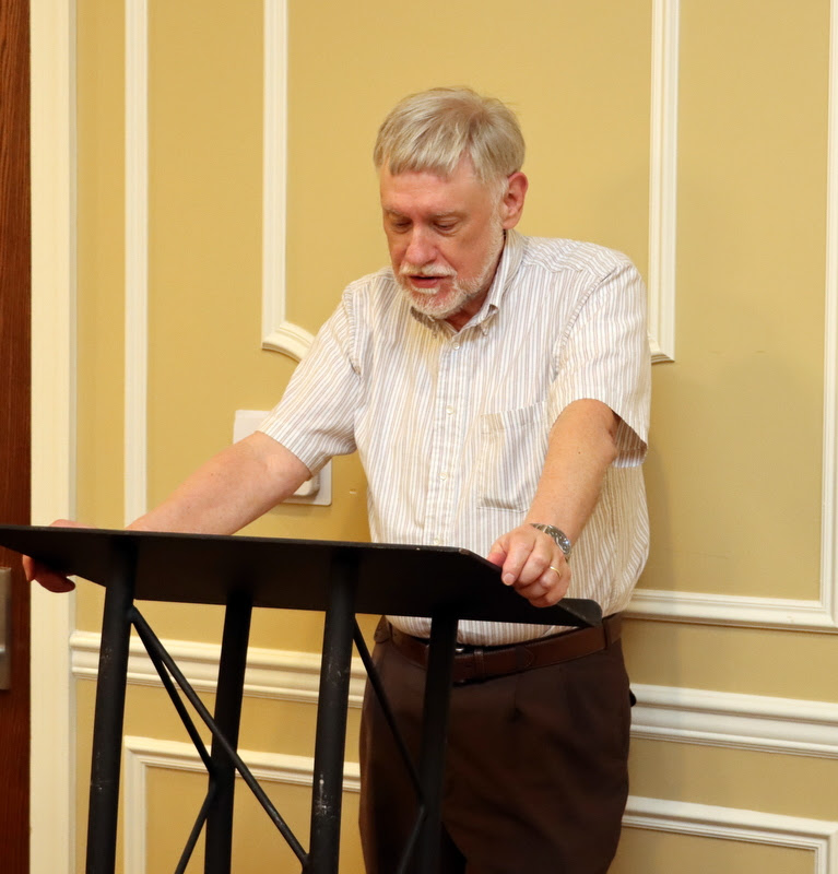 Dr. Terry Lindley, recently retired from Union's history department, reads a tribute to Dr. Stephen Carls that his son Geoffrey wrote for presentation at the awards banquet on April 27, 2023. Geoffrey Lindley was a history major at Union University in the latter 1990s.