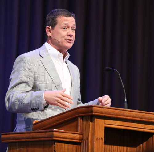 Kevin Ezell speaks in chapel Feb. 10. (Photo by Kristi Woody)