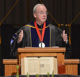 Union President David S. Dockery speaks during fall convocation. (Photo by Morris Abernathy)