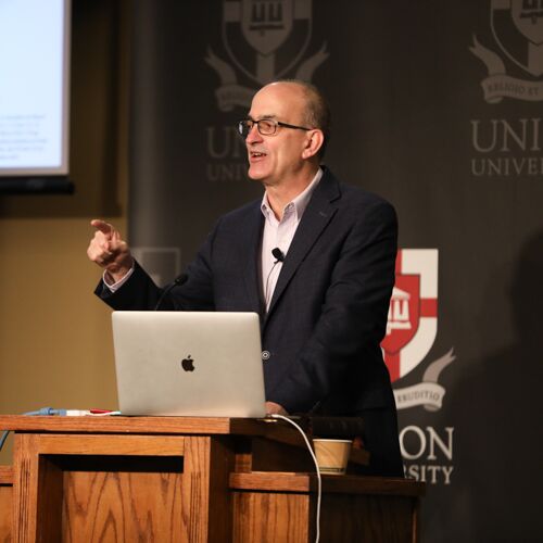 George Guthrie, Union's Benjamin W. Perry Professor of Bible, speaks at the 2018 Spring Bible Conference. (Photo by Kristi Woody)
