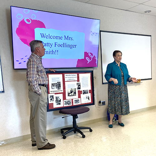 Union University alumni George Smith and Patty Foellinger Smith have established the Betty Hillix Foellinger Print Journalism Scholarship. 