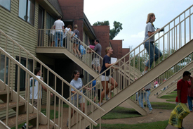 Freshmen moving into the Hurt Residence Complex at Union University on Saturday, Aug. 28 were helped by faculty, staff and student leaders in unloading vehicles and carrying their belongings to their rooms.