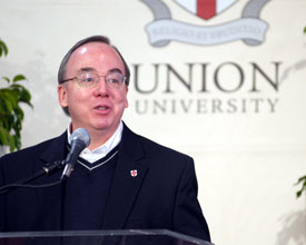 Union University President David S. Dockery speaks at the Baptist Identity Conference Feb. 16. (Photo by Morris Abernathy)