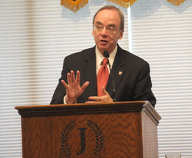 Union President David S. Dockery addresses the Jackson Rotary Club April 14. (Photo by Morris Abernathy)
