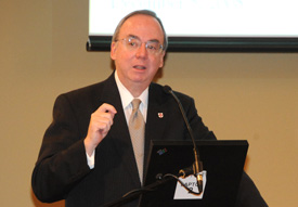 David S. Dockery presents the president's reports to Union trustees Dec. 5 in the Carl Grant Events Center. (Photo by Morris Abernathy)