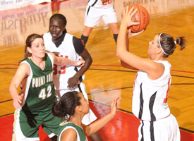 Kaitlin Dudley takes a shot in Union's NAIA quarterfinal victory on Saturday. (Photo by Morris Abernathy)