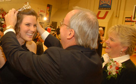 Union University President David S. Dockery and his wife Lanese crown Kirby Maxwell as the 2007 Homecoming Queen. (Photo by Morris Abernathy)