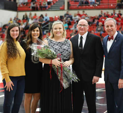 Sallie Norman, senior music education major, is crowned Homecoming queen during Homecoming 2018. (Photo by Kristi Woody)