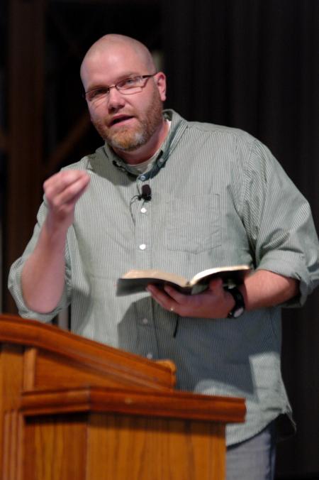 Russ Pflasterer, pastor of City Fellowship Baptist Church in Jackson, Tenn., addresses students during chapel on the topic of Christ-like use of economics. Pflasterer graduated from Union in 1995. - Photo by Beth Spain