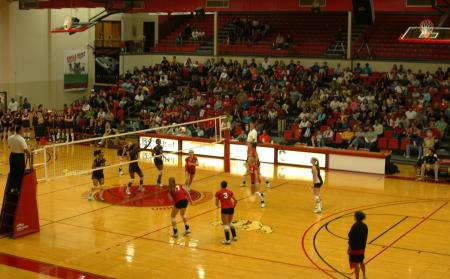 Union volleyball plays in front of a large crowd on senior night. - Photo by Steven Aldridge
