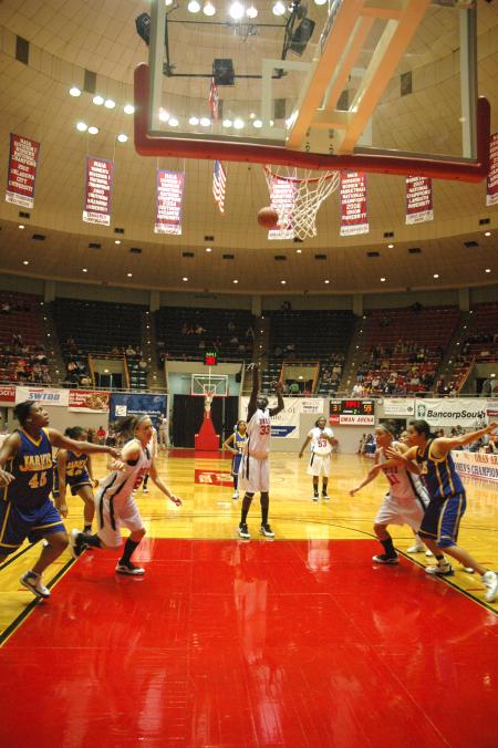 Sara Chan. Union claims 2009 NAIA Women's Basketball National Title. - Photo by Jordan Buie