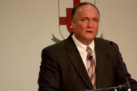 Jerry Tidwell, senior vice president for church relations, delivers an address entitled "Missions and Evangelism: Awakenings and Their Influence on Southern Baptists and Evangelicals" at the Southern Baptists, Evangelicals and the Future of Denominationalism conference. - Photo by Megan Bailey