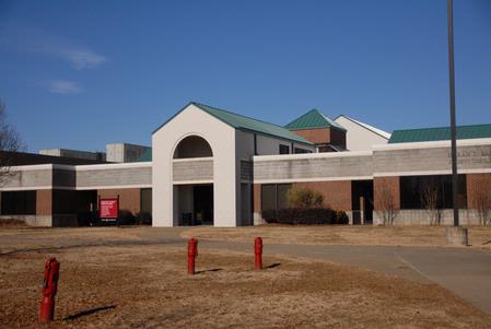 The Hyran E. Barefoot Student Union Building is located right across from the Penick Academic Complex. - Photo by Kristi McMurry Woody
