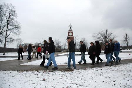 Prospective students endure the snowy weather to tour Union's campus. - Photo by Beth Spain