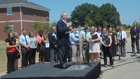 President David S. Dockery leads the dedication service for the Hope Residence Complex.  - Photo by Morris Abernathy