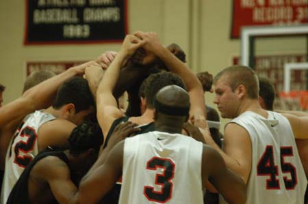 The Union Bulldogs prepare for their scrimmage during Bulldog Madness. - Photo by Courtney Ross