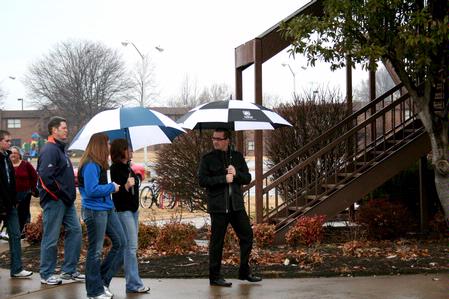 Justin Daughrity, junior Christian studies major, leads a group of prospective students around Union's campus during a preview day. - Photo by Deanna Santangelo