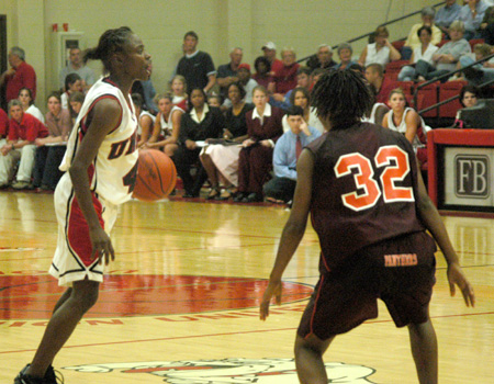 Latorya Fuller (4) runs the point guard position for the Lady Bulldogs. - Photo by Courtney Ross