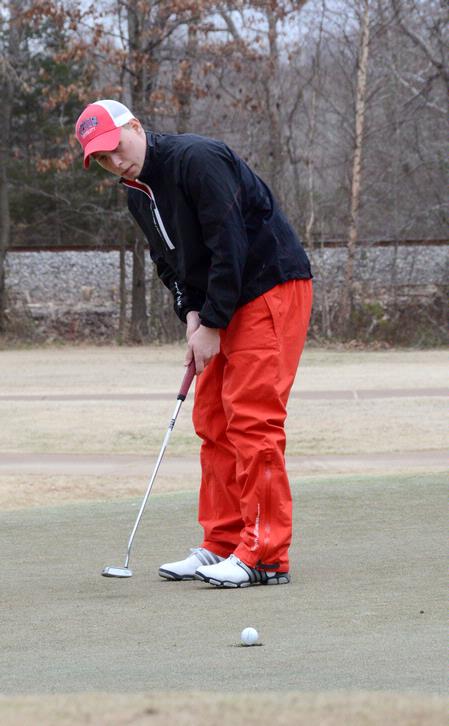 Jesper Swedenborg practices at the Jackson National Golf Course. - Photo by Beth Spain