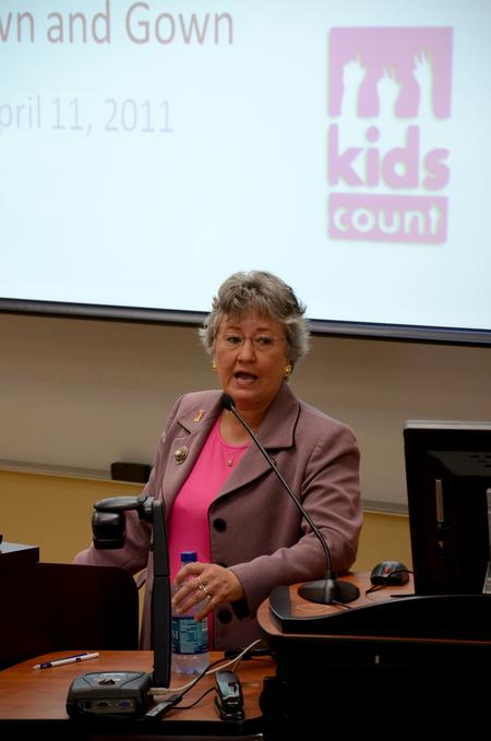 Guest speaker, Linda O' Neal, executive director of Tennessee commission on children and youth, speaks at the Town and Gown lecture series. - Photo by Ebbie Davis