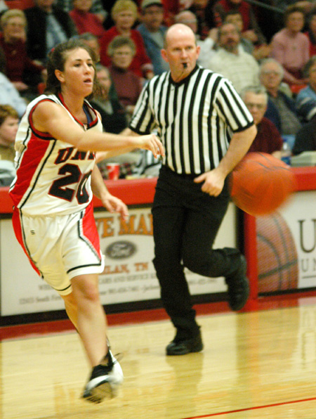 Junior guard Laura Mitchell passes the ball to a Lady Bulldog teammate during a fast break in Union's 69-68 win over Martin Methodist. - Photo by Steven Aldridge