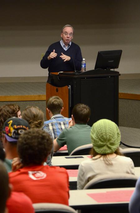 David Dockery, president of the university, speaks during Student Senate about Union's goals and financial standing. - Photo by Jacob Moore