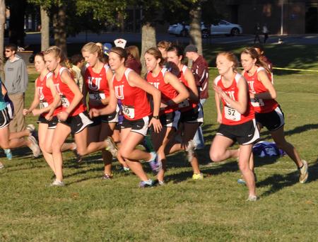 Union Cross Country begin the meet. - Photo by Steven Aldridge