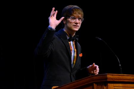 Greg Thornbury, dean of the school of theology and missions and vice president for spiritual life, introduces Mary Ann Poe to deliver the message for chapel.  - Photo by Anne Richoux