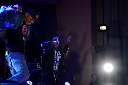 LeCrae and Canon perform together for a large crowd at the Homecoming concert. - Photo by Anne Richoux