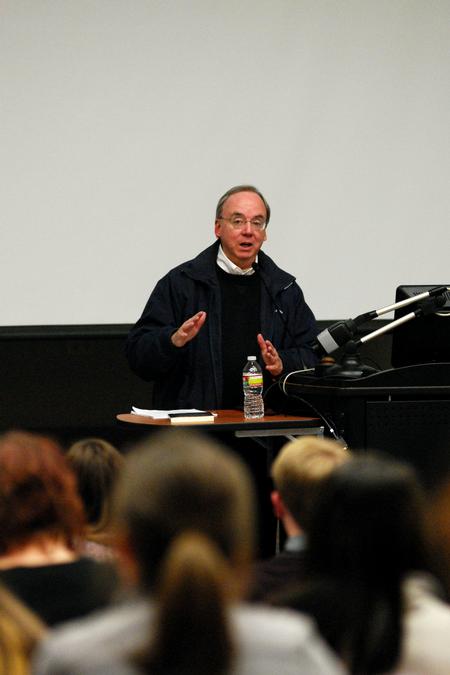 David S. Dockery, president of the university, gives students an update on Union at a Student Senate meeting. - Photo by Anne Richoux