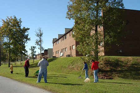 Many students chose to work on improving the looks of the campus during Day of Remembrance. - Photo by Morris Abernathy