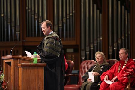David Kuhl, Baptist Memorial Health Care professor of pharmacy, gives the address at the Pharmacy Awards service. - Photo by Kristi McMurry Woody