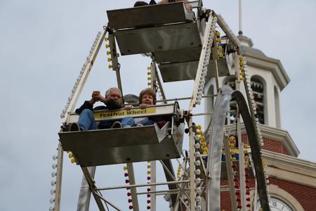 Guests of Family Weekend enjoy the views from the ferris wheel during Union Night. - Photo by Elizabeth Wilson