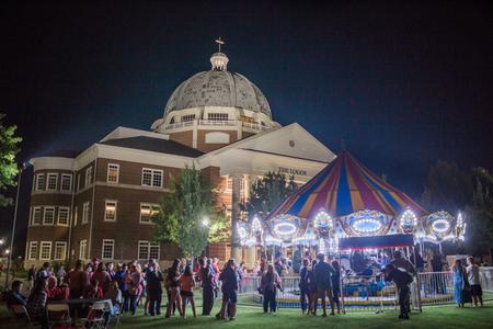 Guests enjoy the festivities of Union Night during Family Weekend. - Photo by Kristi McMurry Woody