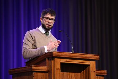 Jacob Shatzer, associate dean of the School of Theology and Missions, speaks in chapel. - Photo by Kristi McMurry Woody