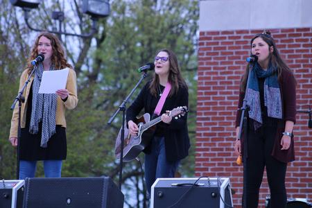 Students perform during SAC's Rock the Block. - Photo by Abigail Aspinwall